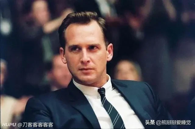 如何利用力量训练提高篮球运动员的弹跳力?_1